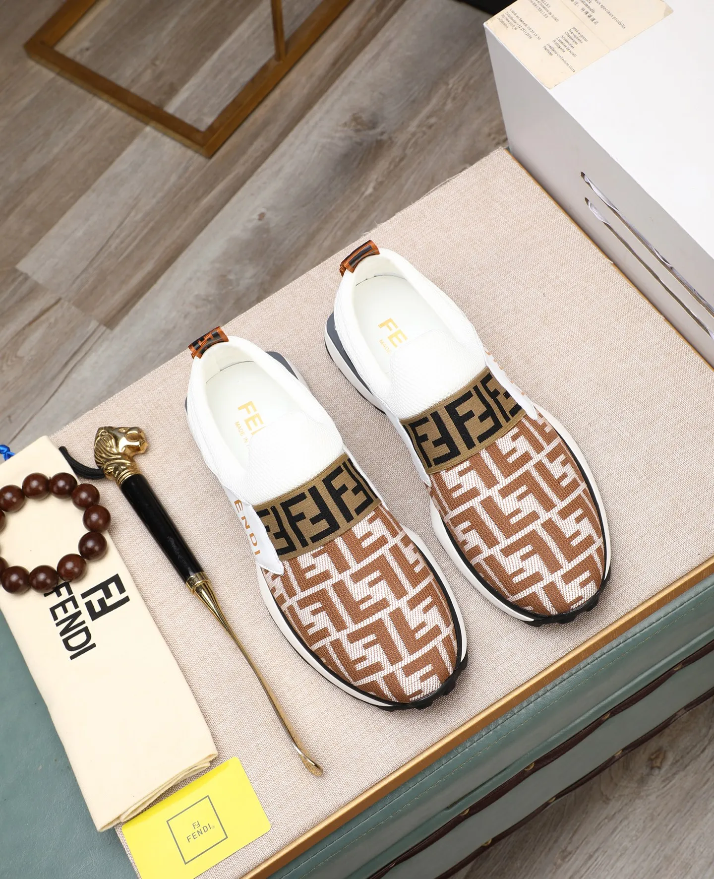 Men's shoes 💰460🕷🕷[FENDI] Fendi fashionable casual men's shoes 🇨🇳Original official website 1:1 model opening, new models are available first 💯Not high-profile but avant-garde, simple About low-key and fashionable, super versatile style 🌿 Made of original cowhide ➕ Pigskin lining 🎋 The version is comfortable on the feet, so rigorous for any small place, and the workmanship is first-class 🍍38-44 Large quantities in stock